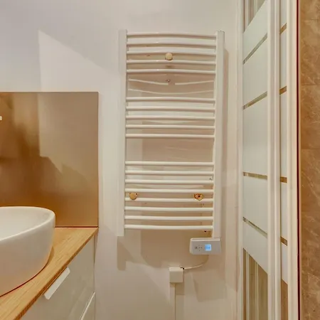 2 Bedroom In The Heart Of Le Marais アパート *