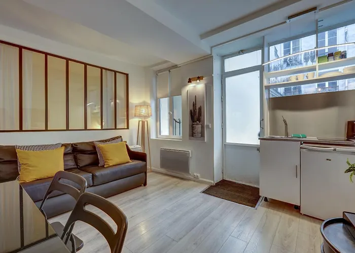 2 Bedroom In The Heart Of Le Marais