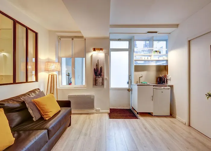 アパート 2 Bedroom In The Heart Of Le Marais パリ